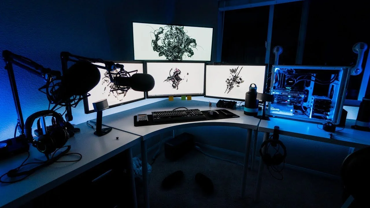 里番动漫专业视频剪辑工作室实景